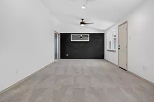 3811 Ovid Ave, Dallas, TX 75224 - Photo 16