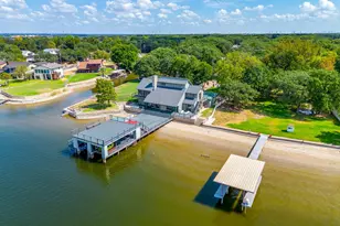 4500 Sherry Ct, Granbury, TX 76049 - Photo 2