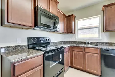 303 Soap Tree Drive, Princeton, TX 75407 - Photo 2