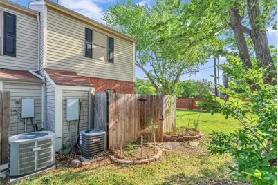 200 Samuel Boulevard #1, Coppell, TX 75019 - Photo 6
