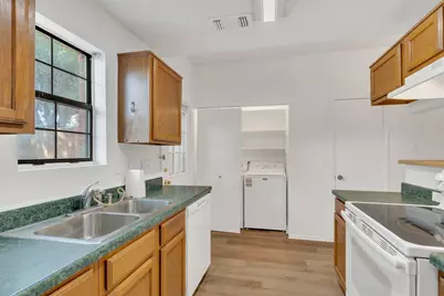 200 Samuel Boulevard #1, Coppell, TX 75019 - Photo 18