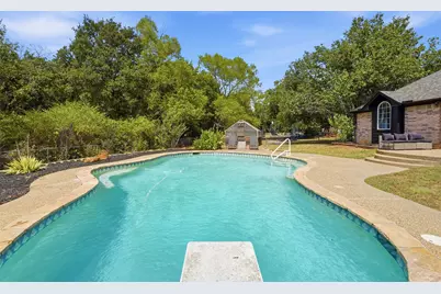 802 Justin Court, Keene, TX 76059 - Photo 22