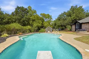 802 Justin Court, Keene, TX 76059 - Photo 22