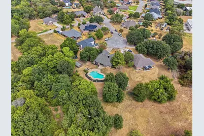 802 Justin Court, Keene, TX 76059 - Photo 26