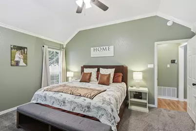 802 Justin Court, Keene, TX 76059 - Photo 14