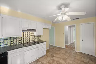 2813 Rockbridge Rd, Tyler, TX 75701 - Photo 12