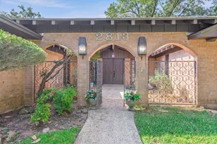 2813 Rockbridge Rd, Tyler, TX 75701 - Photo 2