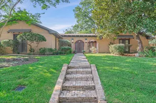 2813 Rockbridge Rd, Tyler, TX 75701 - Photo 1