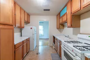 909 Grand Ave, Abilene, TX 79605 - Photo 8