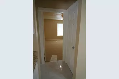 2313 N Riverside Drive, Fort Worth, TX 76111 - Photo 20