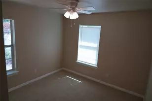 2313 N Riverside Dr, Fort Worth, TX 76111 - Photo 30