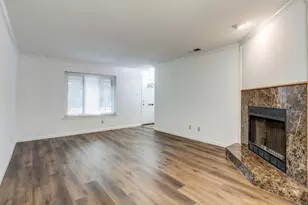 13853 Leinsper Green St, Dallas, TX 75240 - Photo 18