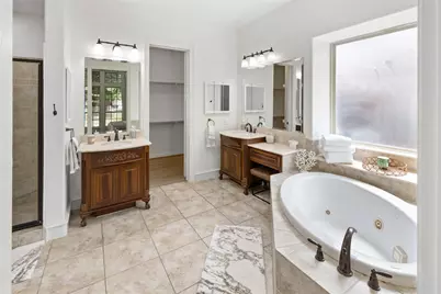 11292 Berkeley Hall Lane, Frisco, TX 75033 - Photo 10