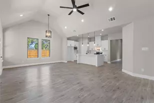 502 S 14th St, Corsicana, TX 75110 - Photo 14