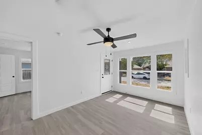 4427 Frank Street, Dallas, TX 75210 - Photo 6