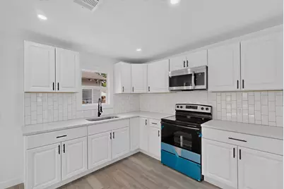4427 Frank Street, Dallas, TX 75210 - Photo 14