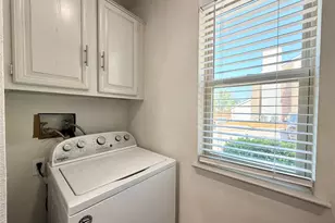 3635 Garden Brook Dr, Farmers Branch, TX 75234 - Photo 8