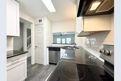 3635 Garden Brook Drive #2400, Farmers Branch, TX 75234 - Photo 10