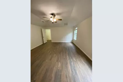 2212 Snake River Drive, Granbury, TX 76048 - Photo 4