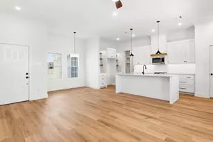 148 Joel St, Springtown, TX 76082 - Photo 6