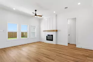 148 Joel St, Springtown, TX 76082 - Photo 12