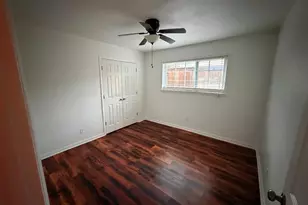2206 Old Mill Rd, Carrollton, TX 75007 - Photo 10
