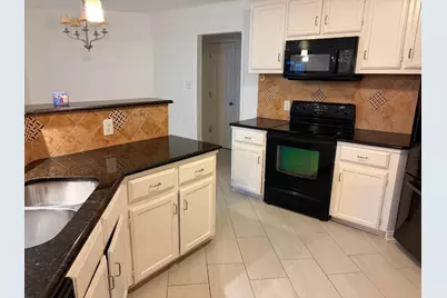 2206 Old Mill Road, Carrollton, TX 75007 - Photo 12