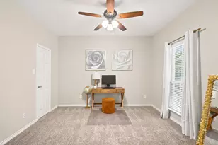 909 Charleston Ln, Savannah, TX 76227 - Photo 28
