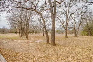 8129 County Rd 804, Burleson, TX 76028 - Photo 32