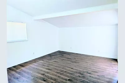 9015 High Plain Lane, Dallas, TX 75249 - Photo 22