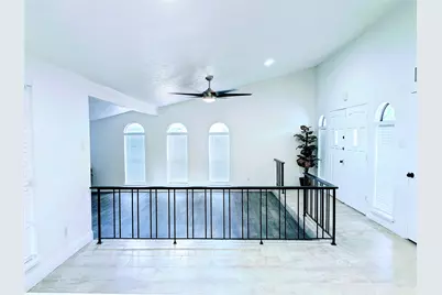 9015 High Plain Lane, Dallas, TX 75249 - Photo 8