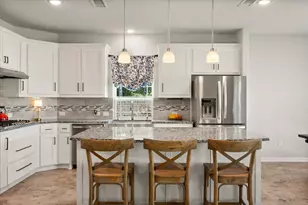 4401 De Bourgh Ln, Mansfield, TX 76063 - Photo 10