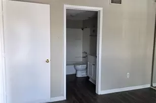 6050 Melody Ln, Dallas, TX 75231 - Photo 16