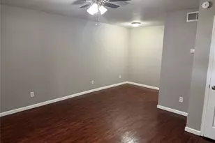 357 Newton Dr, Burleson, TX 76028 - Photo 2