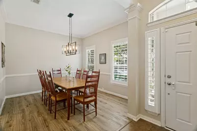 1037 Honeysuckle, Grapevine, TX 76051 - Photo 2