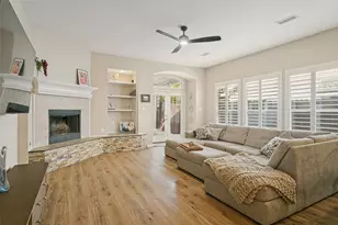 1037 Honeysuckle, Grapevine, TX 76051 - Photo 4