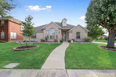 1529 Dimmit Drive, Carrollton, TX 75010 - Photo 2