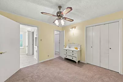 1805 Holm Oak Street, Arlington, TX 76012 - Photo 14