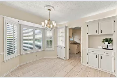 1805 Holm Oak Street, Arlington, TX 76012 - Photo 10