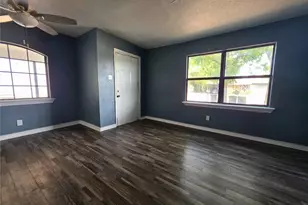 4424 Littlejohn Ave, Fort Worth, TX 76105 - Photo 6