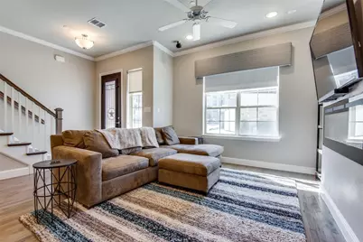 2821 Lindale Drive, Carrollton, TX 75010 - Photo 2