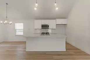 6713 Lake Overlook Dr, Fort Worth, TX 76135 - Photo 18