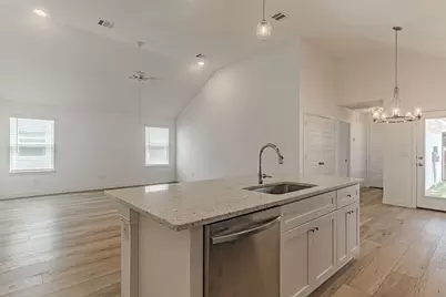 6713 Lake Overlook Drive, Fort Worth, TX 76135 - Photo 4