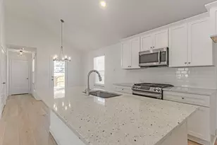 6713 Lake Overlook Dr, Fort Worth, TX 76135 - Photo 8