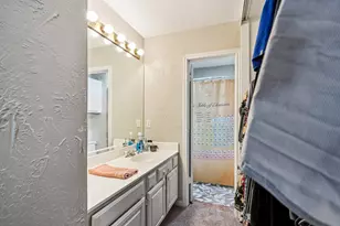 1610 Brentwood Dr, Irving, TX 75061 - Photo 18