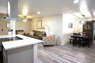 610 Jones St, Euless, TX 76040 - Photo 2