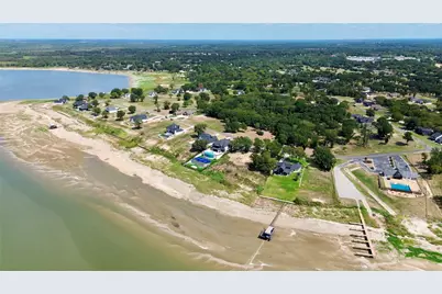1578 Shoreline Drive, Mabank, TX 75143 - Photo 4