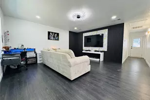 3830 Colina Ln, Waco, TX 76705 - Photo 10