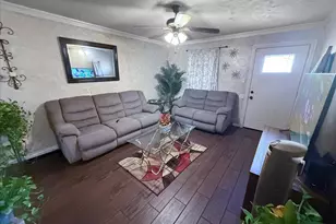 705 Parker Cir, Garland, TX 75040 - Photo 18