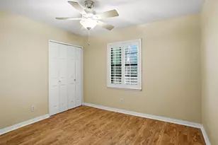 3701 Windsong Ln, Bedford, TX 76021 - Photo 18